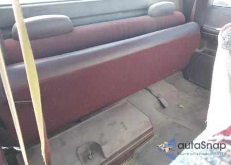 1995 Chevrolet Gmt-400 C2500 из США, поврежденный, VIN 1GCGC29K9SE194670